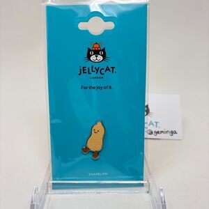 Jellycat Amuseables Peanut Pin Badge, NWT